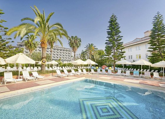 Seaden Corolla Hotel