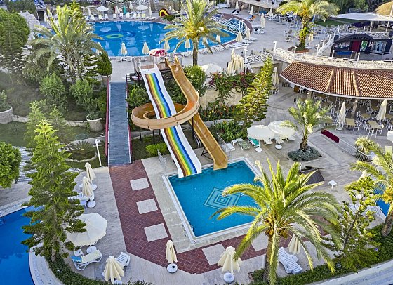 Seaden Corolla Hotel