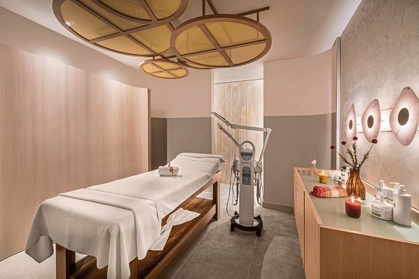 Trendy Palm Beach Adults only