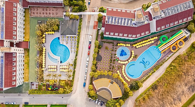 Calimera Hane Garden