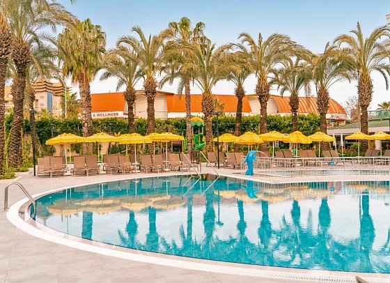 Calimera Hane Garden