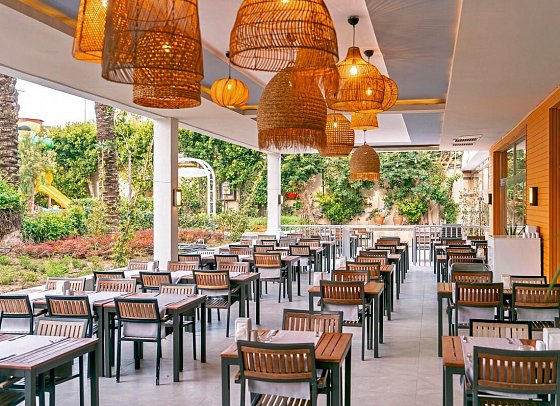 Calimera Hane Garden