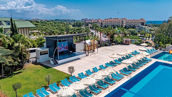 Side Aluna Hotel