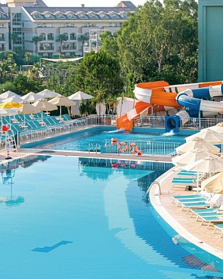 Side Aluna Hotel
