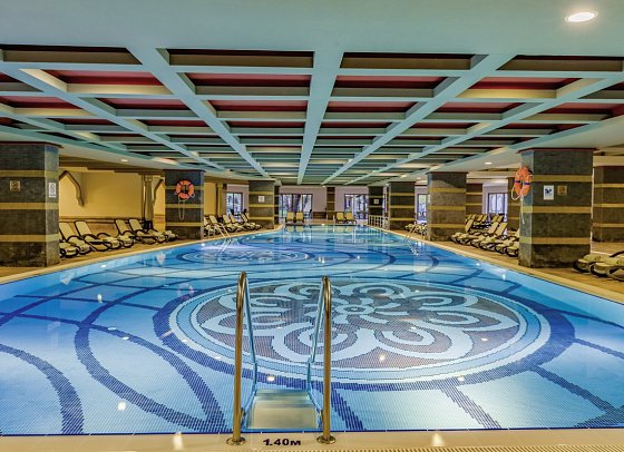 Royal Dragon Hotel