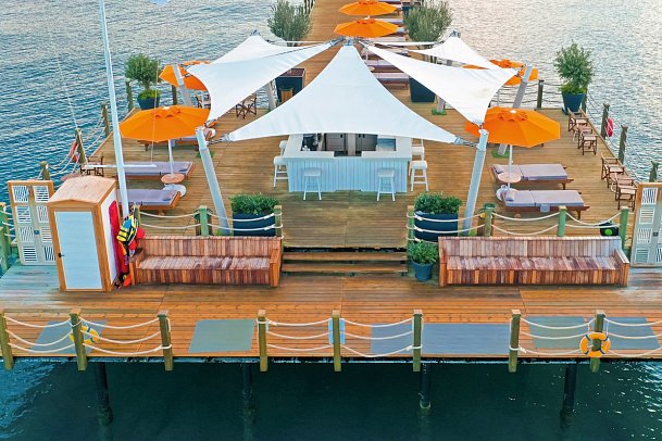 Arum Barut Collection