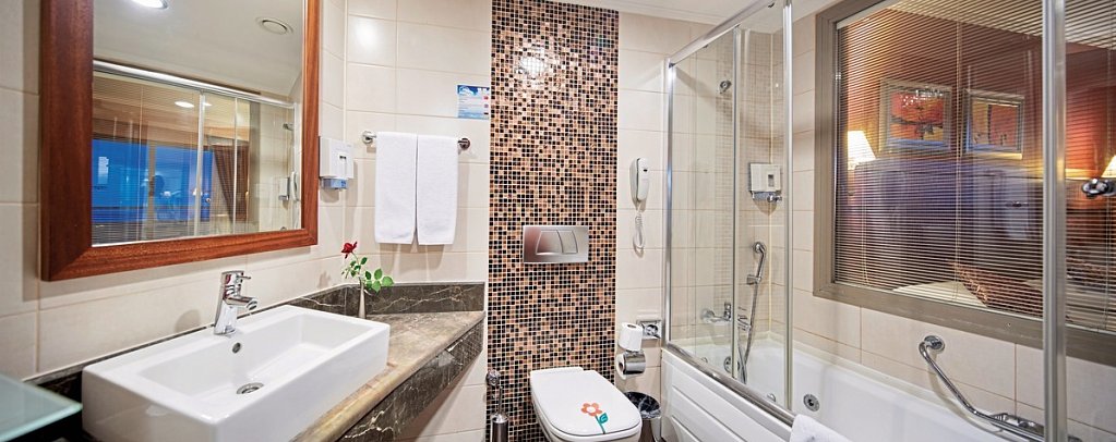 Alba Royal Hotel - Wohnbeispiel Badezimmer