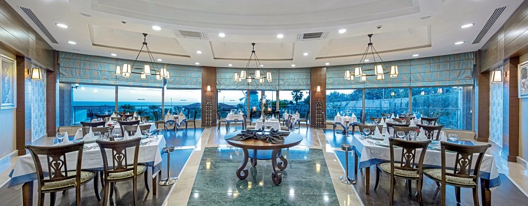 Alba Royal Hotel