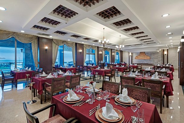 Alba Royal Hotel