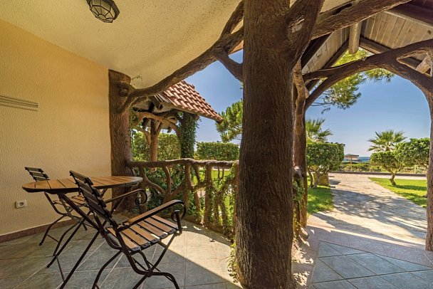 Kamelya Selin Hotel - Wohnbeispiel Doppelzimmer Strandzimmer Meerblick (Zimmercodierung DBM)