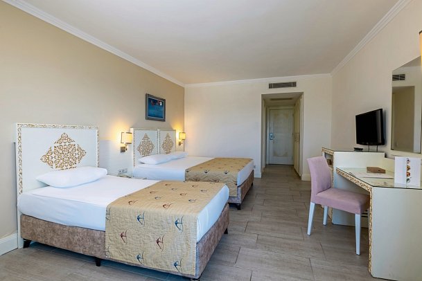 Crystal Admiral Aqua Collection - Wohnbeispiel Doppelzimmer Landblick (Zimmercodierungen DBL & DCL)