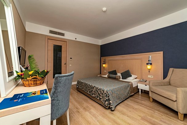 Seamelia Beach Resort & Spa - Wohnbeispiel Familienzimmer seitl. Meerblick (Zimmercodierung FBN)