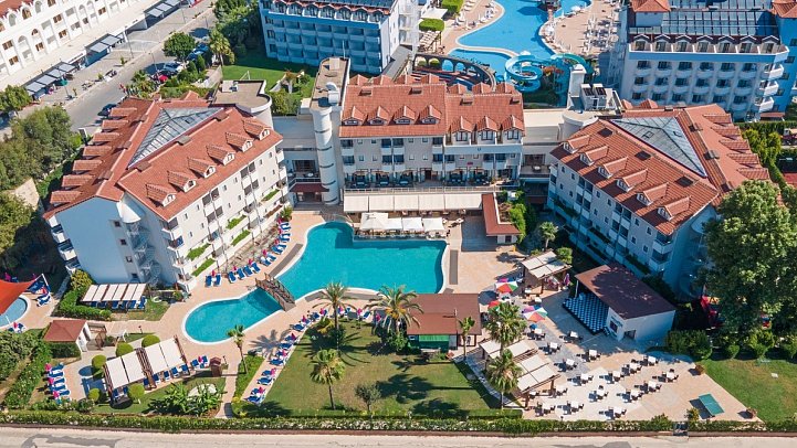 Monachus Hotel & Spa