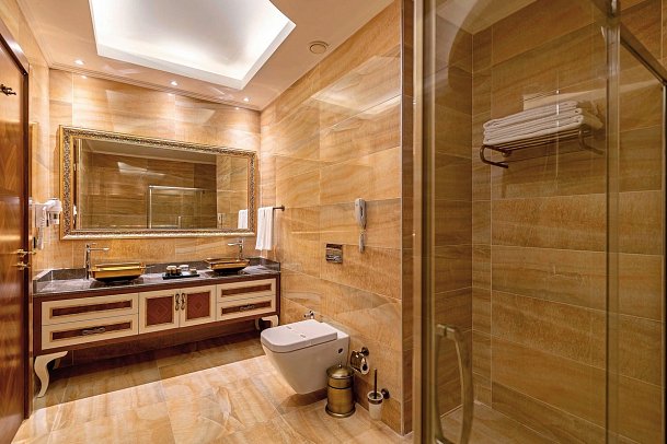 Side Premium - Beispiel Bad Familienzimmer (Zimmercodierung FB1)