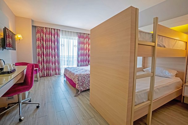 Sunmelia Beach Resort & Spa - Wohnbeispiel Doppelzimmer Large mir Etagenbett (Zimmercodierungen DB1, DB2 & DB3)