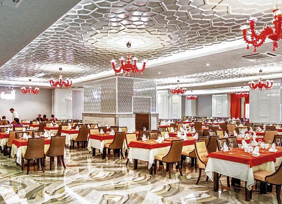 Royal Taj Mahal