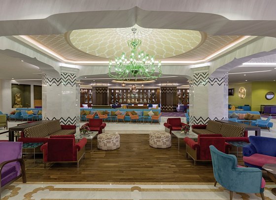 Royal Taj Mahal
