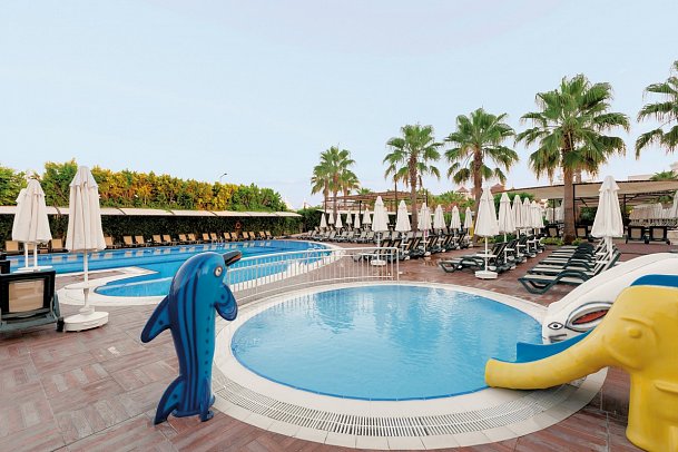 Hane Family Resort