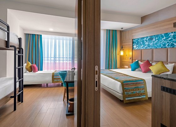 Long Beach Alanya - Beispiel Familienzimmer mit Etagenbett (Zimmercodierungen FB1 & FB2)