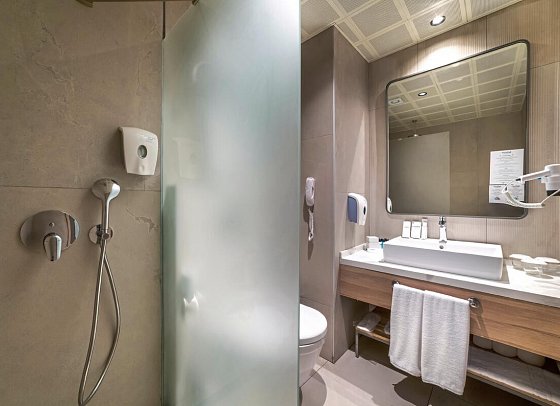 Numa Bay Exclusive - Beispiel Bad Superior Zimmer (Zimmercodierungen DS1, DBQ & FS1)