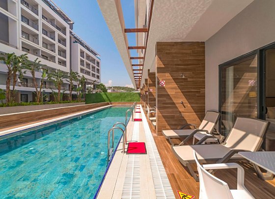 Numa Bay Exclusive - Beispiel Terrasse Doppelzimmer Superior Swim Up (Zimmercodierung DBQ)