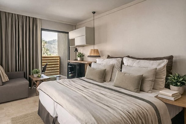 ananea Kleopatra Beach - Wohnbeispiel Suite seitlicher Meerblick (Zimmercodierungen WBN & WBM)