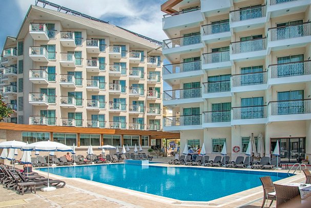 Riviera Hotel & Spa