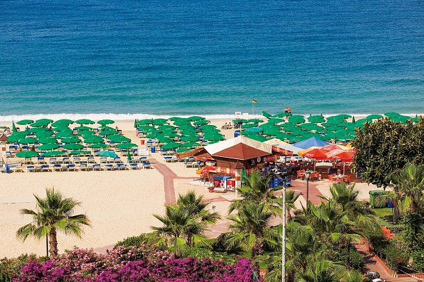Riviera Hotel & Spa