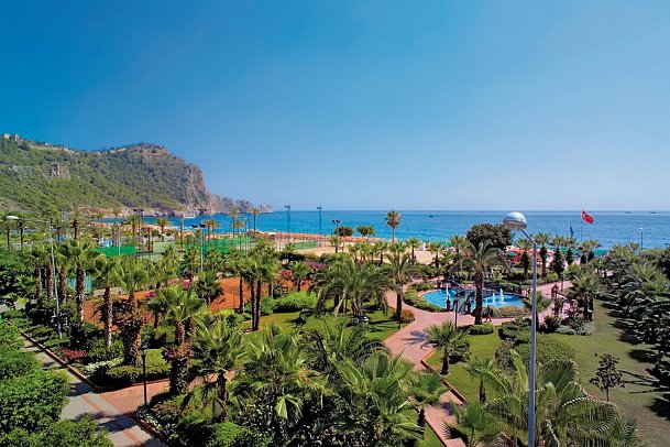 Riviera Hotel & Spa