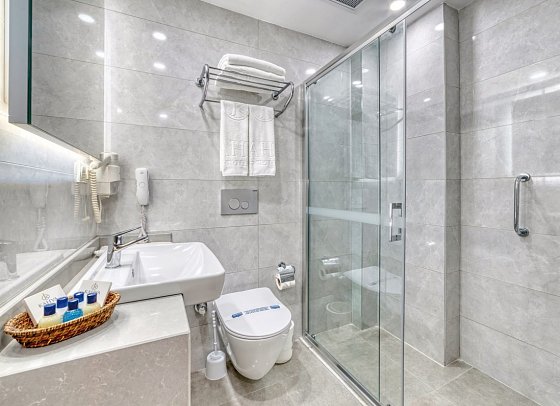 Kahya Hotel - Wohnbeispiel Doppelzimmer (Zimmercodierung DB1)