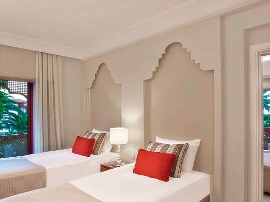 Ali Bey Park - Wohnbeispiel Familienzimmer Superior Gartenblick (Zimmercodierung FSG)