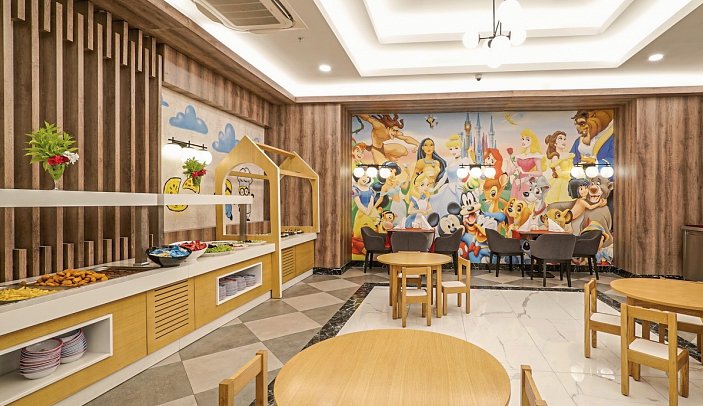 Arnor De Luxe Hotel & Spa