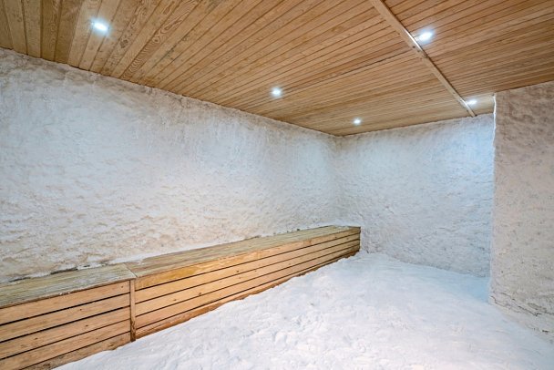 Arnor De Luxe Hotel & Spa