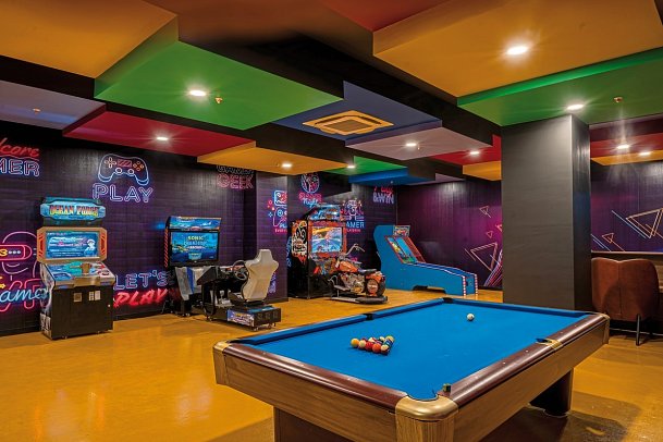 Arnor De Luxe Hotel & Spa