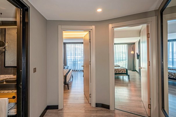 Arnor De Luxe Hotel & Spa - Wohnbeispiel Familienzimmer (Zimmercodierungen FB1 & FB2)