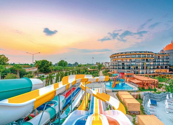 Arnor De Luxe Hotel & Spa