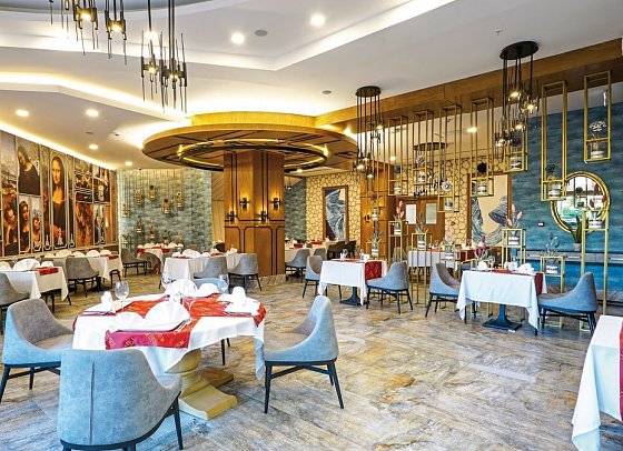 Arnor De Luxe Hotel & Spa