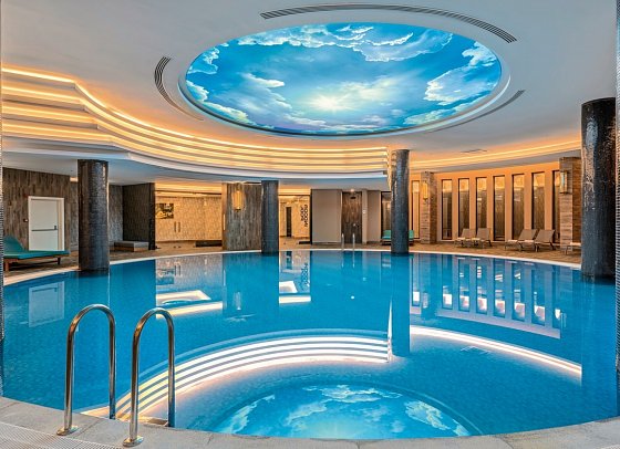 Arnor De Luxe Hotel & Spa