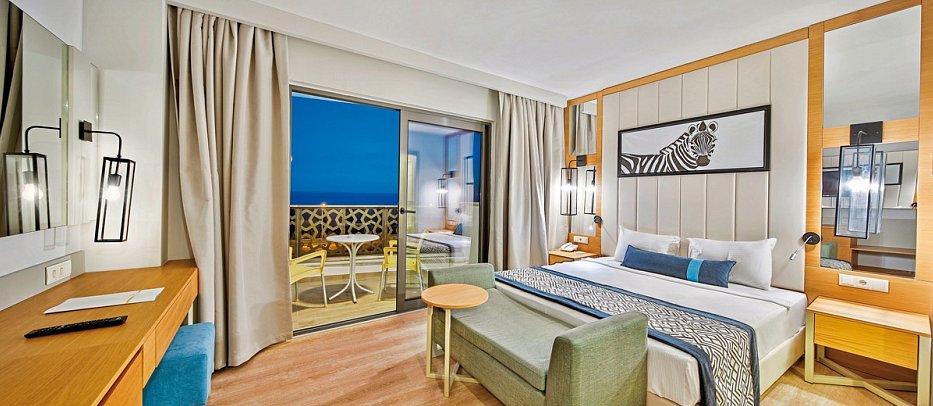 Calido Maris - Wohnbeispiel Suite mit Verbindungstür Meerblick (Zimmercodierung WVM)