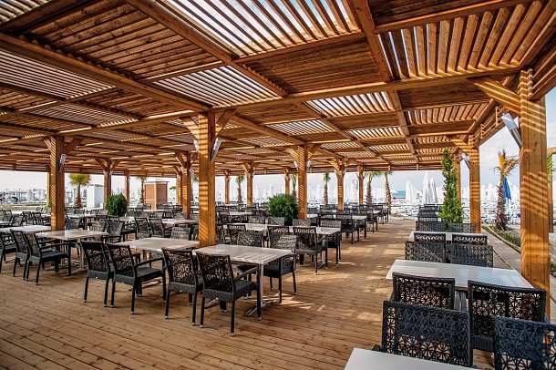 Dream World Aqua Hotel