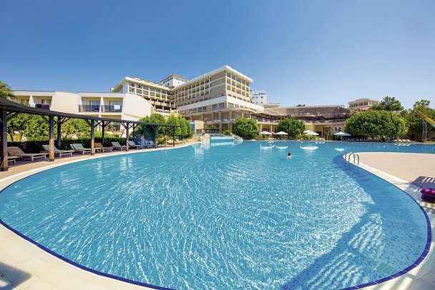 Horus Paradise Luxury Resort