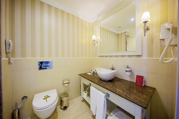 Horus Paradise Luxury Resort - Wohnbeispiel Doppelzimmer Beach Bad