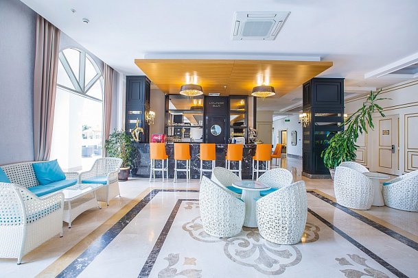 J'adore Deluxe Hotel & Spa