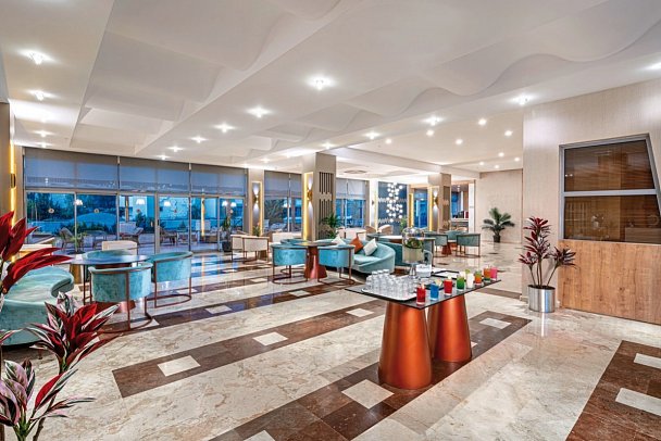 Side Story Resort & Spa Hotel