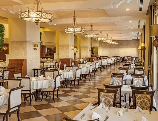 Starlight Resort Hotel