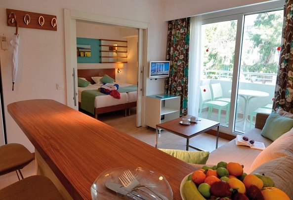 Calimera Side Resort - Wohnbeispiel Suite Familie (Zimmercodierung WI1)