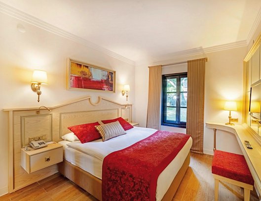 Sunrise Resort Hotel - Wohnbeispiel Familienzimmer Club (Zimmercodierung FL1)