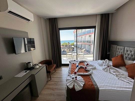 Side Golden Rock Hotel & Spa - Wohnbeispiel Doppelzimmer Erdgeschoss (Zimmercodierung DB1)