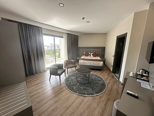 Side Golden Rock Hotel & Spa - Wohnbeispiel Suite (Zimmercodierung WB1)