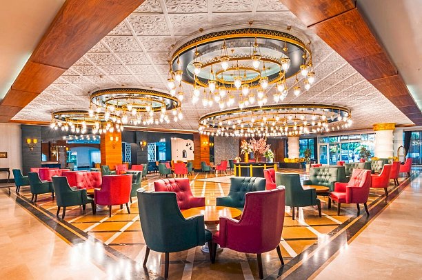 LRS Lake & River Side Hotel & Spa